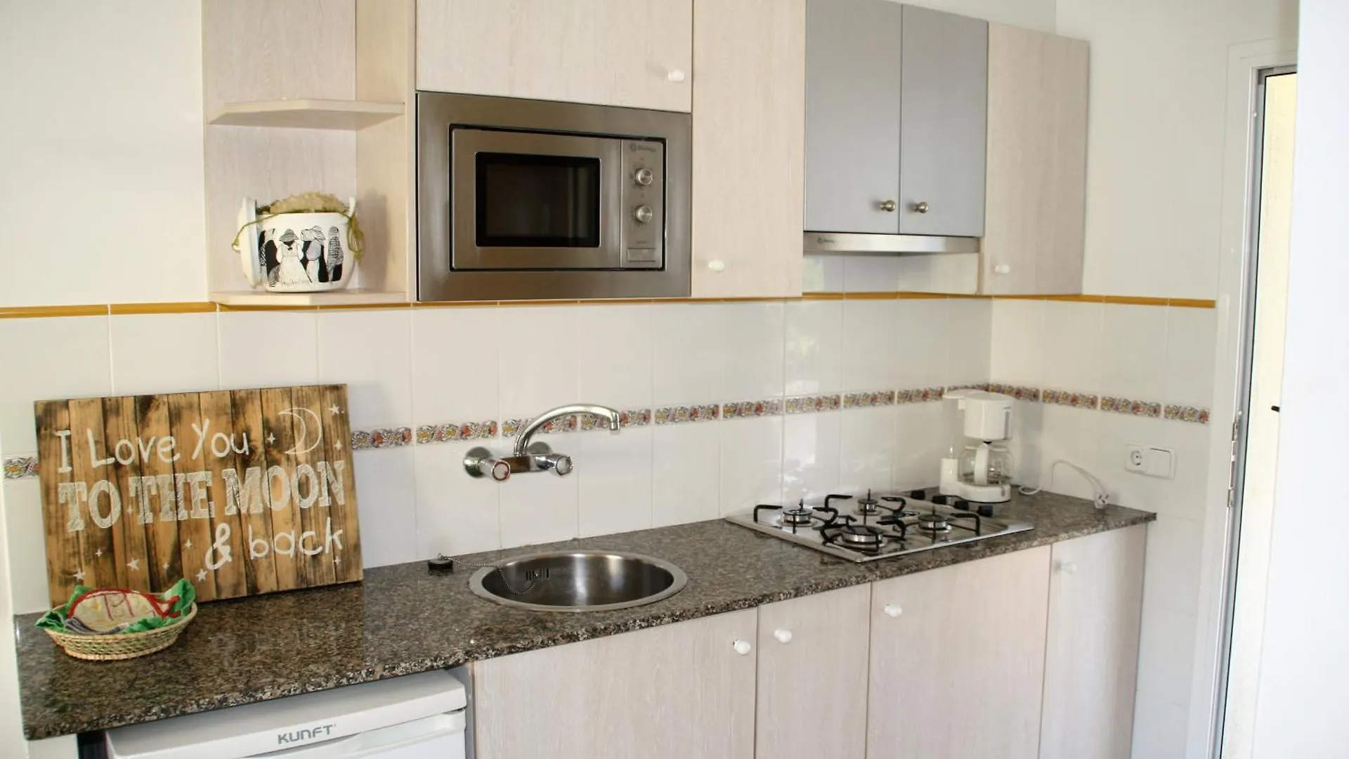 Apartaments Ocean Canada Platja d'Aro  0*,