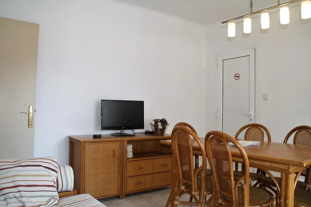 Apartaments Ocean Canada Platja d'Aro  0*,