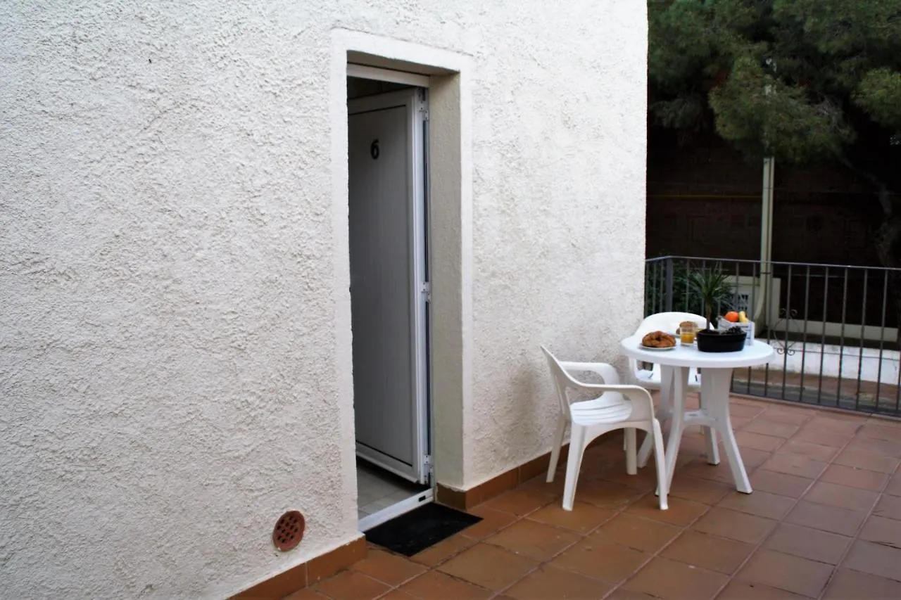 Apartaments Ocean Canada Platja d'Aro  0*,